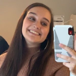 Meet your Posher, Macey